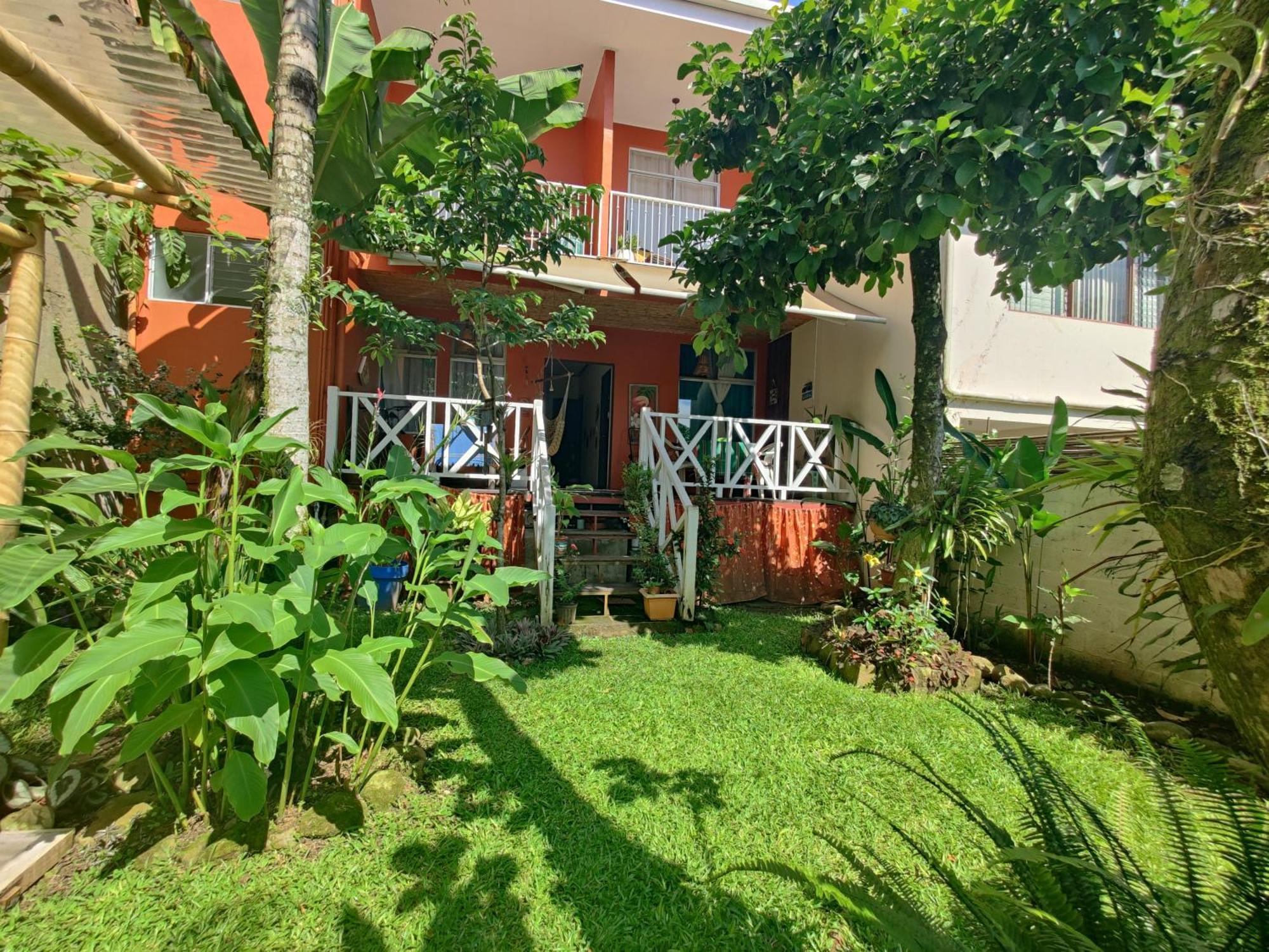 Casa De Lis Hotel & Tourist Info Centre Турриальба Экстерьер фото
